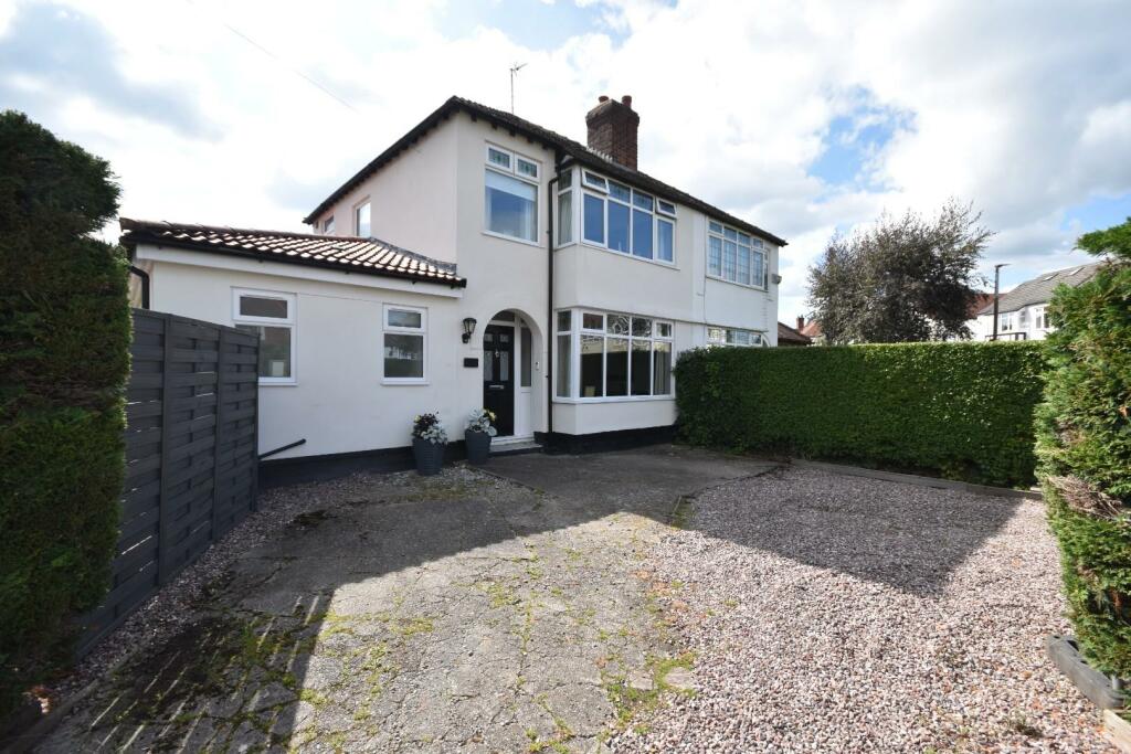 3 bedroom semidetached house for sale in Upton Drive, Upton, Chester, CH2
