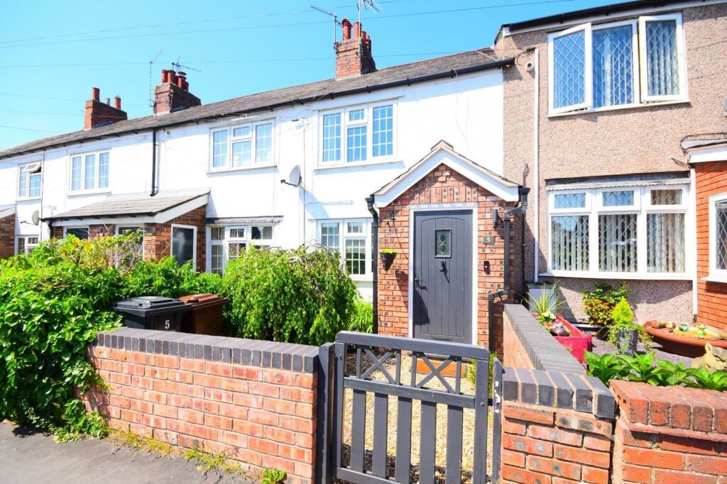 2 bedroom terraced house for sale in Bellevue Terrace, Penymynydd Road