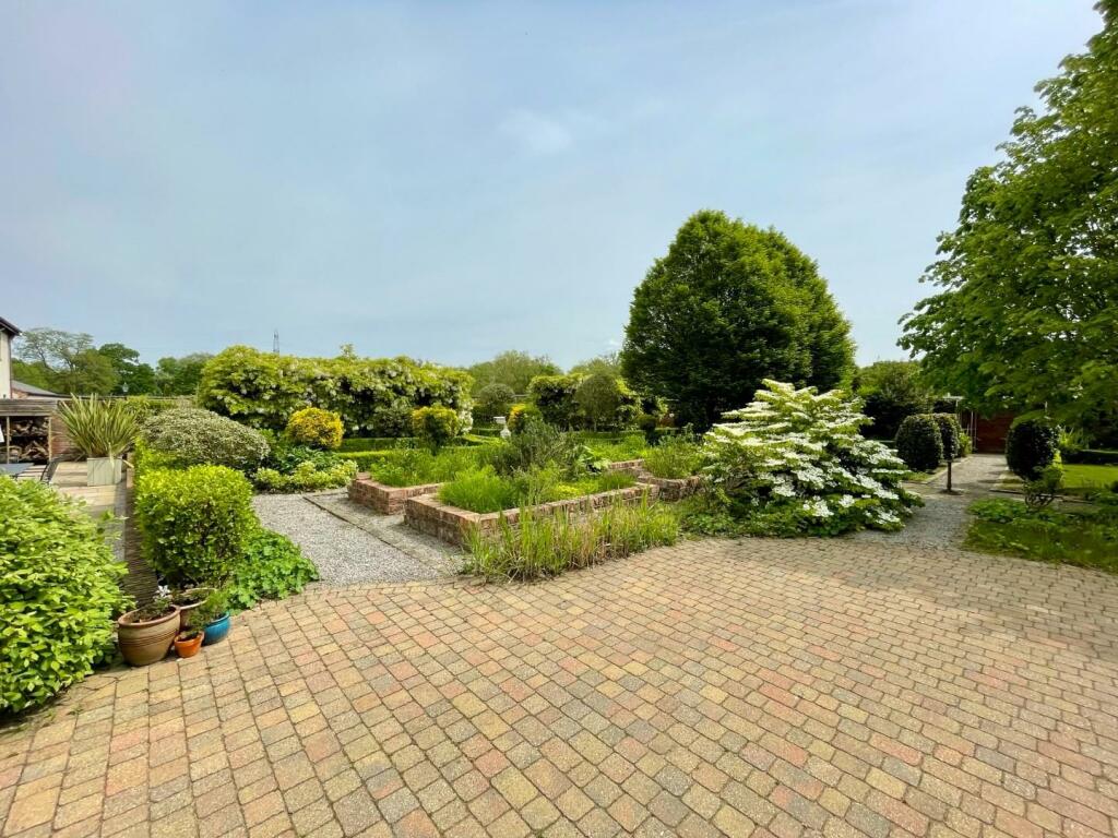 Additional property image - Ledsham Hall Lane, Ledsham, Ellesmere Port