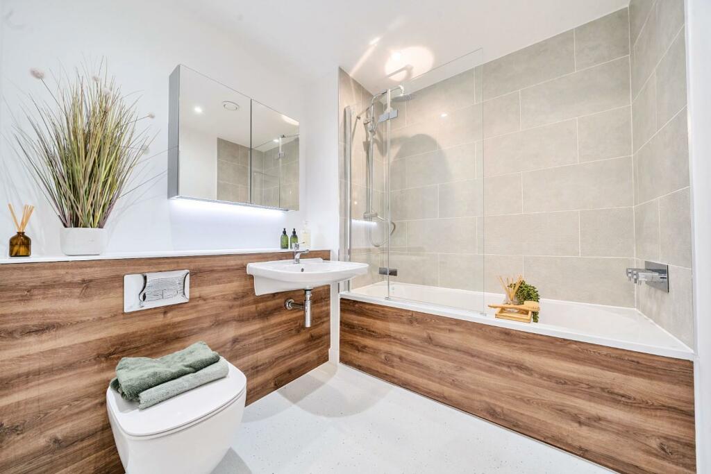 Additional property image - Pollard House, The Wyldewoods, Great Boughton, Chester