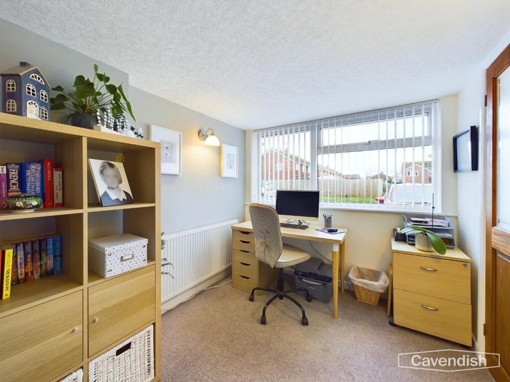 Additional property image - Chiltern Close, Westminster Park, Chester