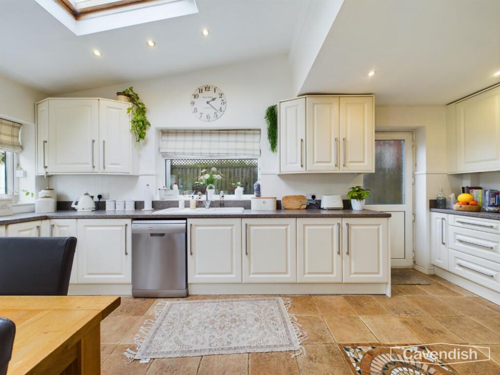 Additional property image - Chiltern Close, Westminster Park, Chester