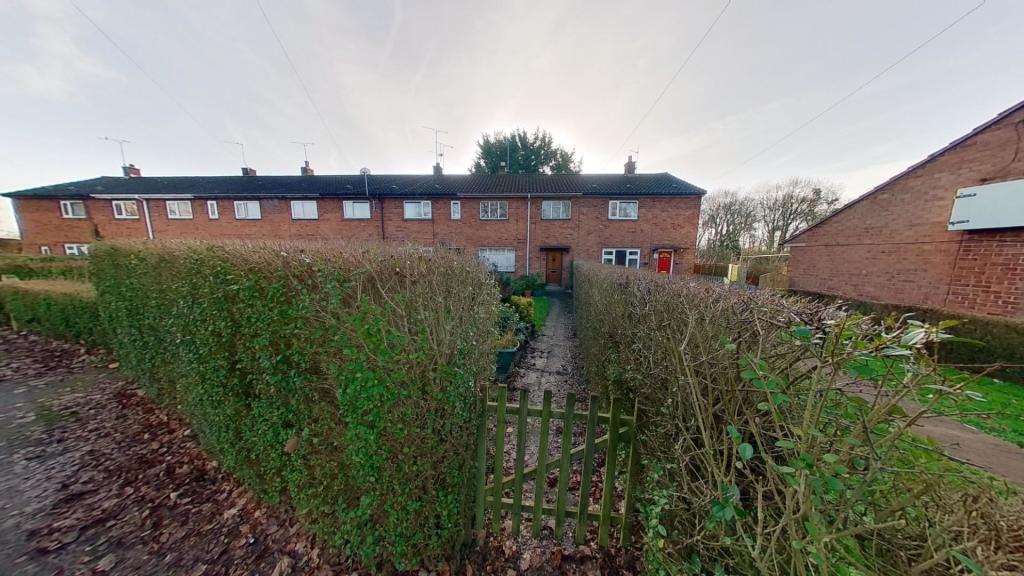 2 bedroom terraced house for sale in Castle Close, Pulford, Chester, CH4