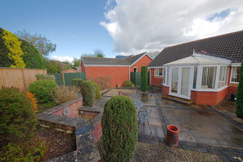 3 bedroom detached bungalow for sale in Cae Glas, Sychdyn, Mold, CH7