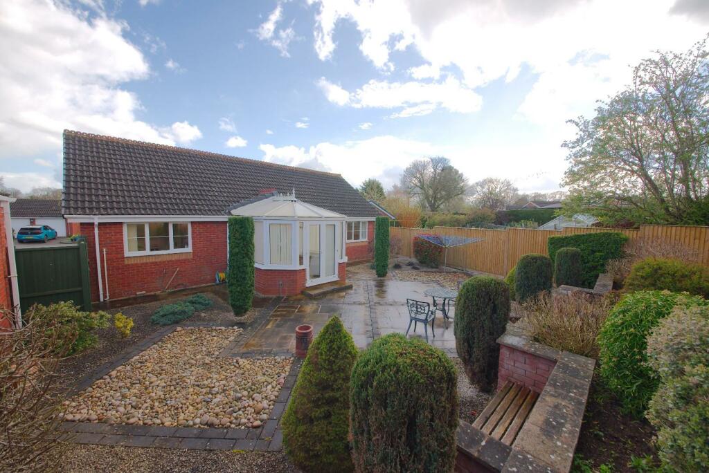3 bedroom detached bungalow for sale in Cae Glas, Sychdyn, Mold, CH7