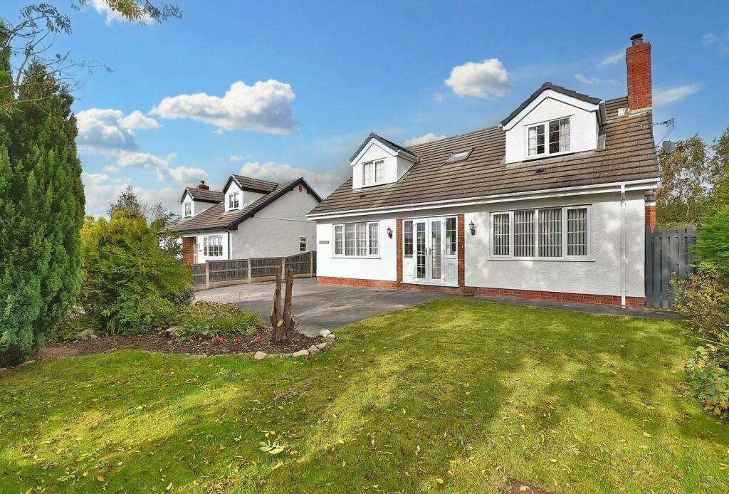 3 bedroom house for sale in Ffordd Walwen, Lixwm, Holywell, CH8