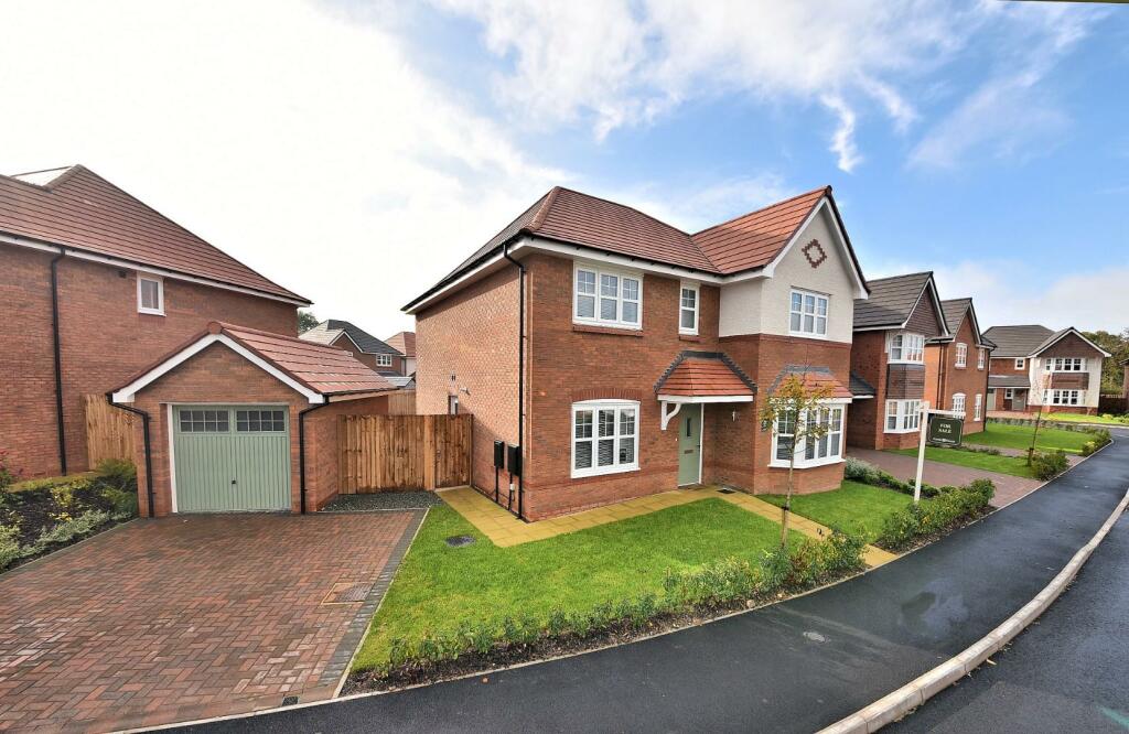 4 bedroom detached house for sale in Brook Meadow, Rhos Road