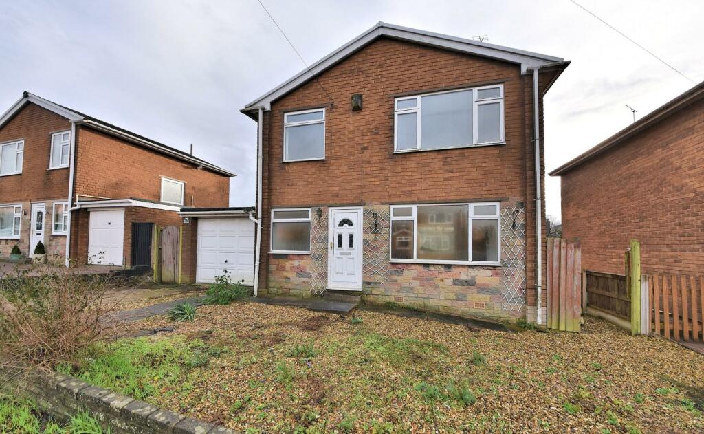 3 bedroom detached house for sale in Hazel Drive, Penyffordd, Chester, CH4