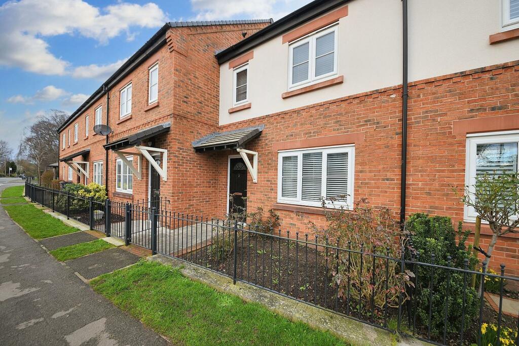 3 bedroom terraced house for sale in The Highway, Hawarden, Deeside, CH5
