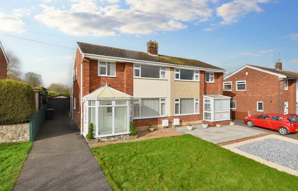 3 bedroom semidetached house for sale in County Road, Leeswood, Mold, CH7