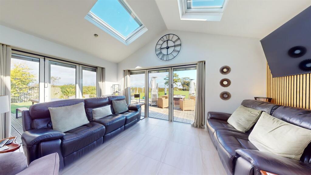 Additional property image - Clos Fferm Y Waen, Flint Mountain, Flintshire