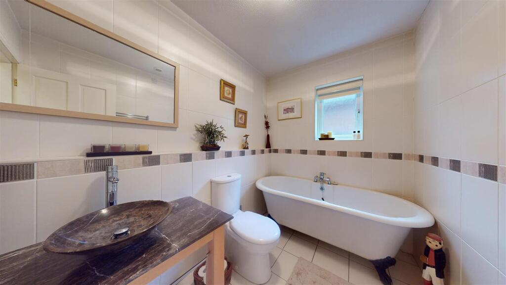 Additional property image - Ruthin Road, Gwernymynydd, Mold