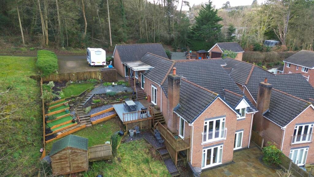 Additional property image - Ruthin Road, Gwernymynydd, Mold