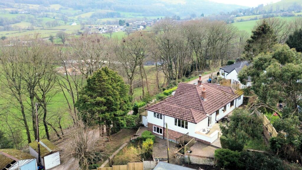 Main image of property: Tafarn-Y-Gelyn, Llanferres, Mold