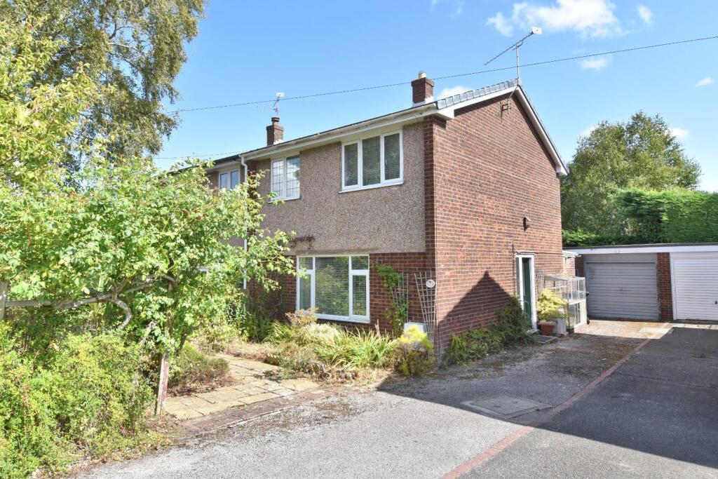 Main image of property: Llys Y Wern, Sychdyn, Mold