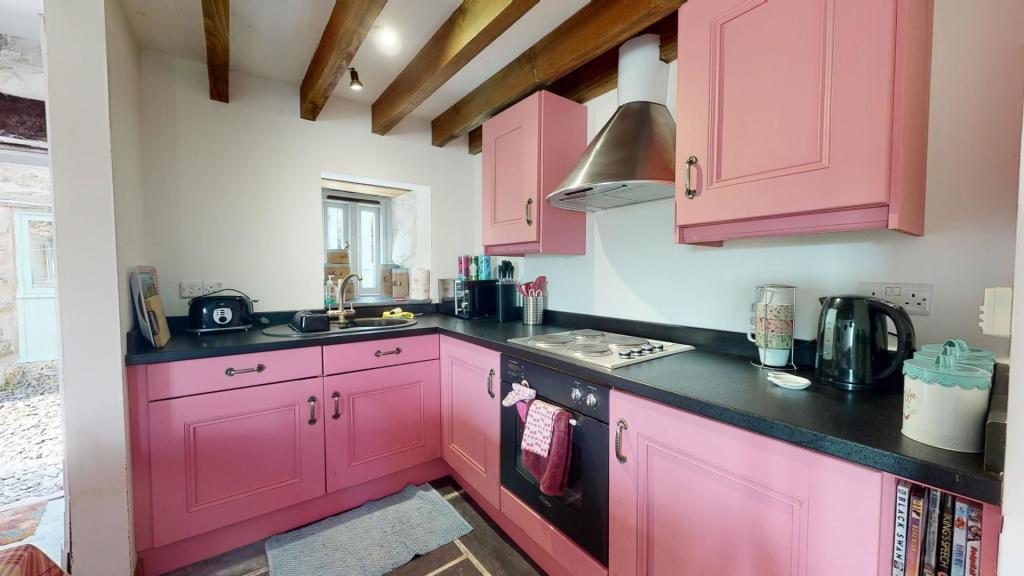 5 bedroom house for sale in Maerdy, Corwen, LL21