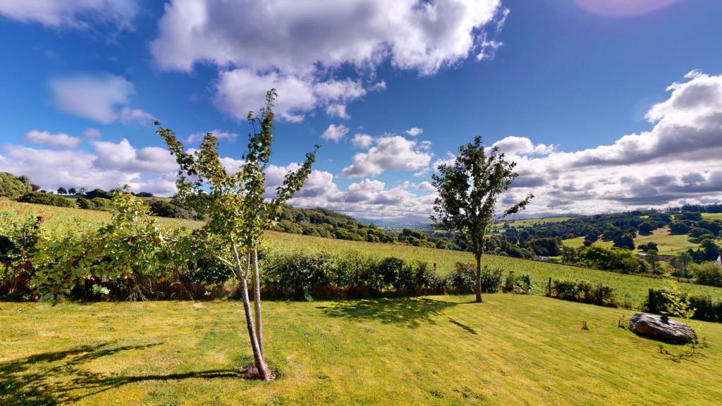 5 bedroom house for sale in Maerdy, Corwen, LL21