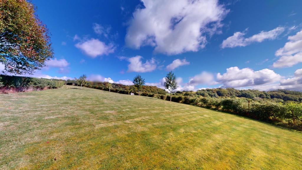 5 bedroom house for sale in Maerdy, Corwen, LL21