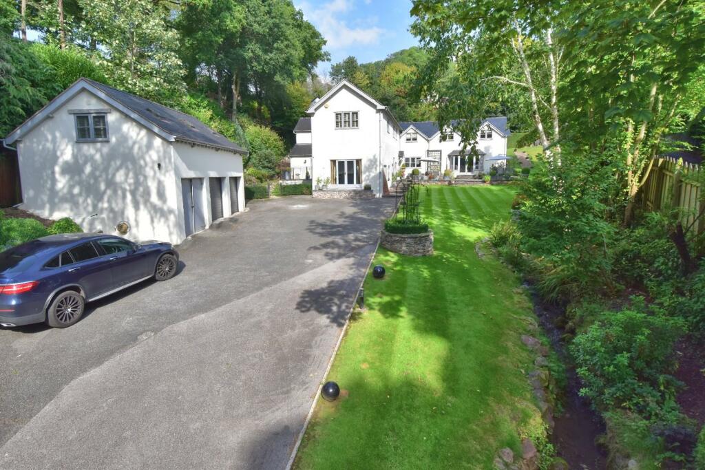 5 bedroom house for sale in Lon Cae Glas, Llanbedr Dyffryn Clwyd