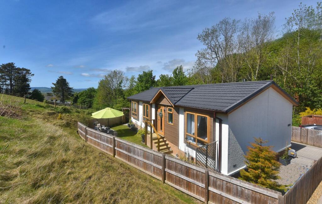 Main image of property: The Pines, Llanbedr Dyffryn Clwyd