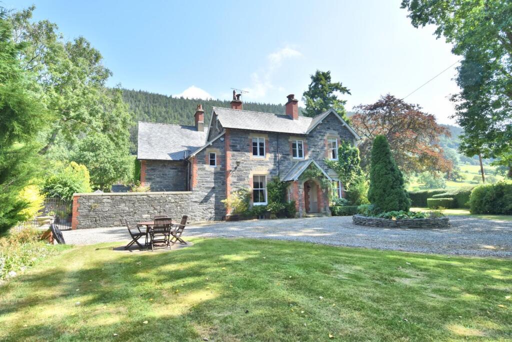 Main image of property: Llandrillo, Corwen