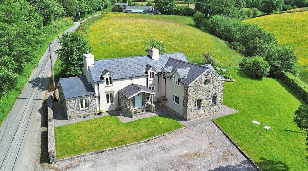 4 bedroom detached house for sale in Llansannan, Denbigh, LL16