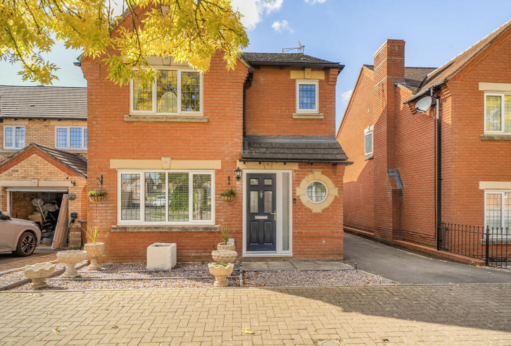 Main image of property: Lucerne Avenue, Bicester, Oxfordshire, OX26