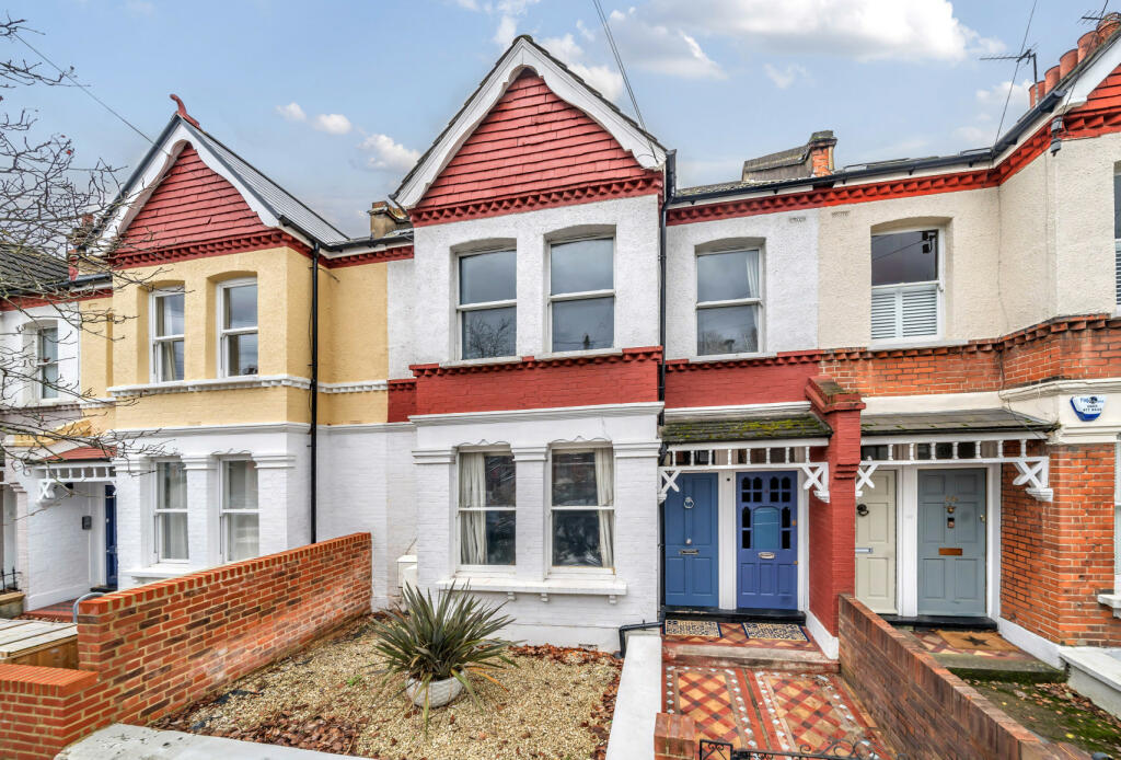 4 bedroom apartment for sale in Oakmead Road, Balham, SW12