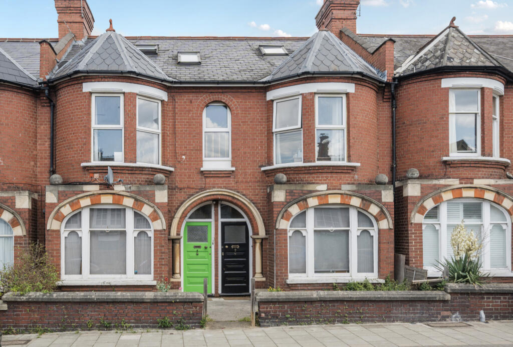 Main image of property: Radbourne Road, Balham, LONDON, SW12