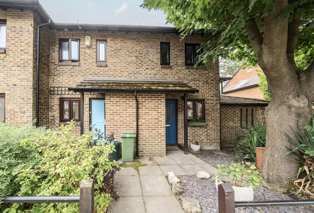 Main image of property: Hillbury Road, London, SW17