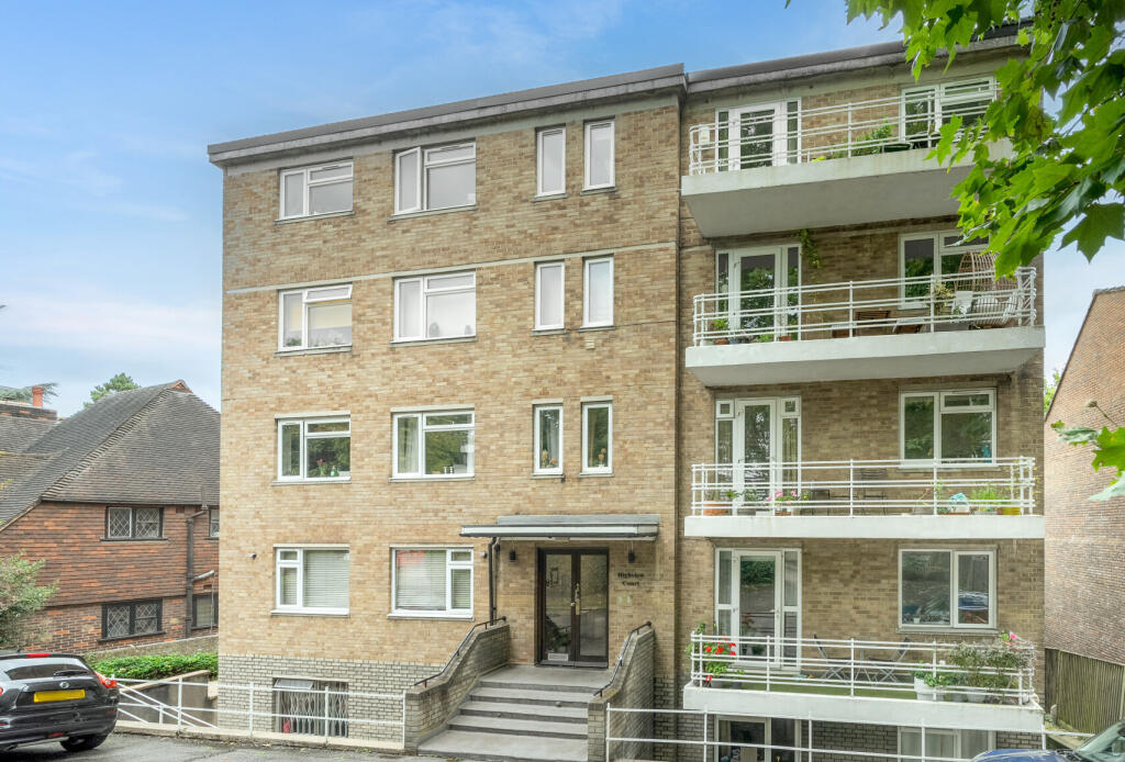 Main image of property: Augustus Road, London, SW19