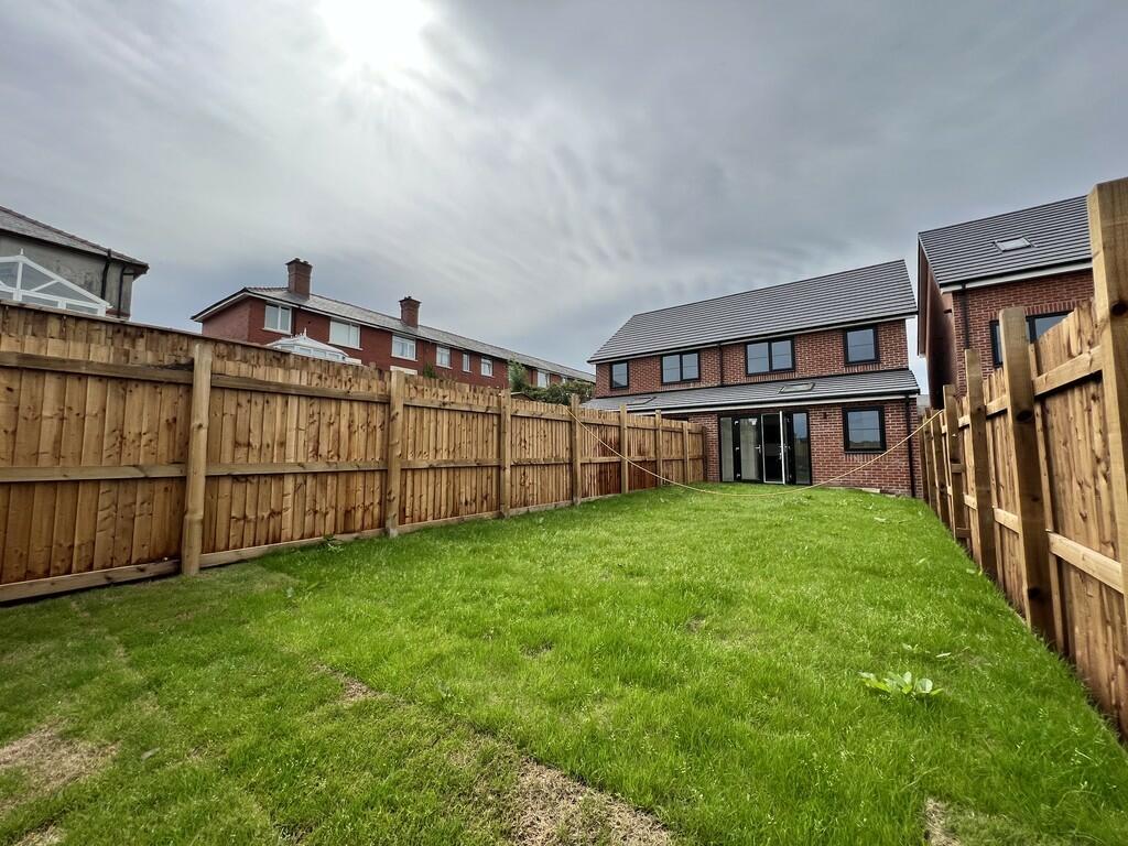 Additional property image - Tower View, Darwen