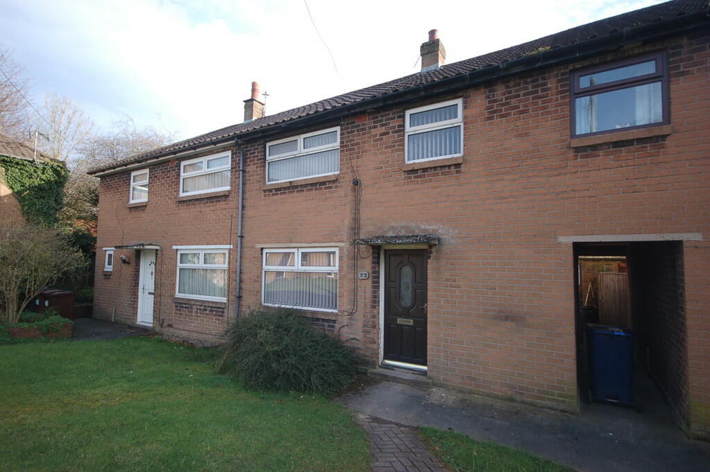 3 bedroom town house for sale in Hillbrook Road, Leyland, PR25