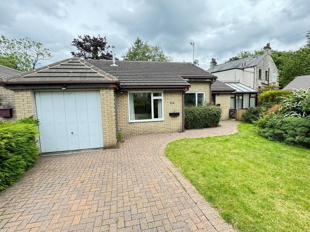 3 bedroom detached bungalow for sale in Sunnybank Close, Rossendale, BB4