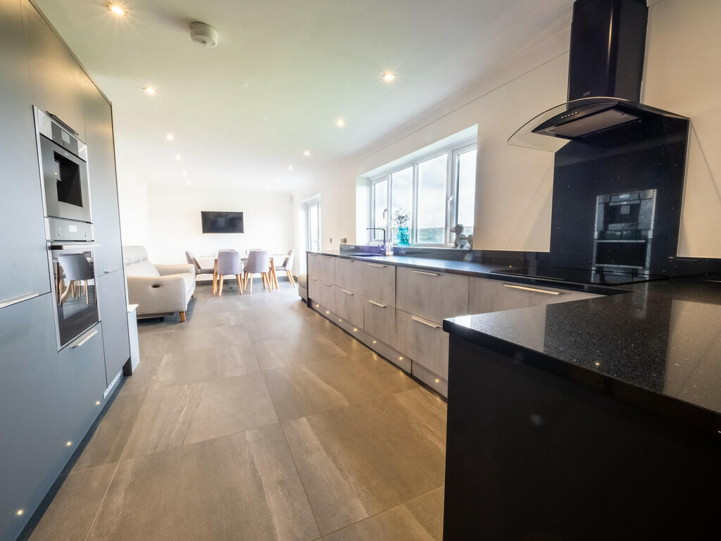 Additional property image - Cranberry Fold Court, Darwen