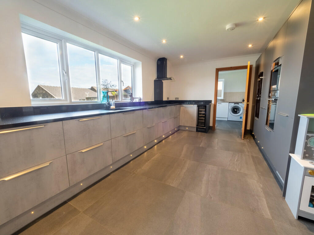 Additional property image - Cranberry Fold Court, Darwen