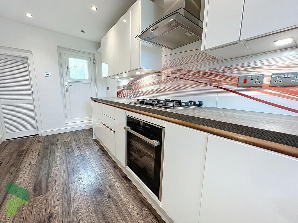 Additional property image - Blacksnape Road, Hoddlesden, Darwen