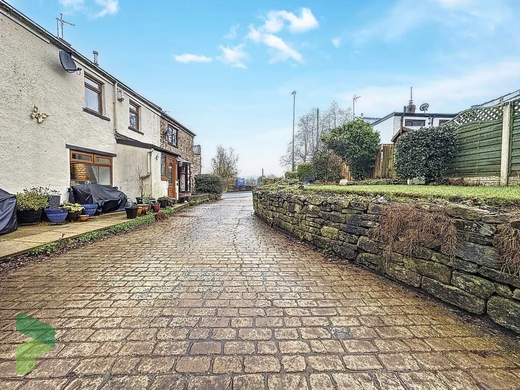 Additional property image - Pleckgate Fold, Blackburn