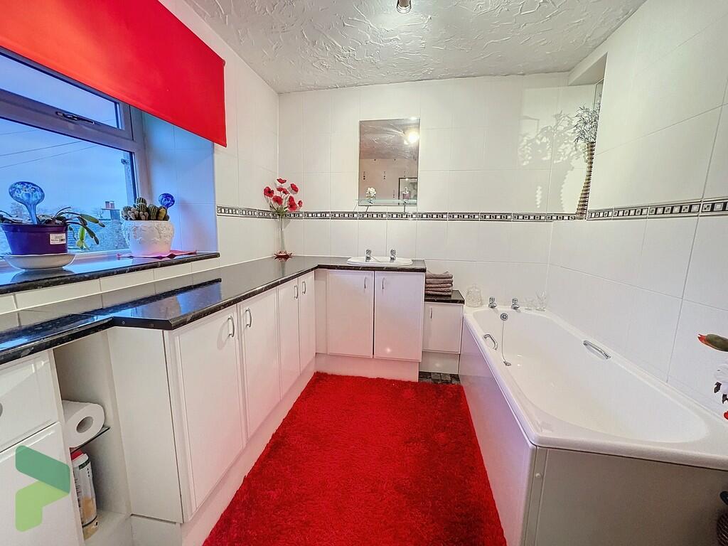 Additional property image - Pleckgate Fold, Blackburn
