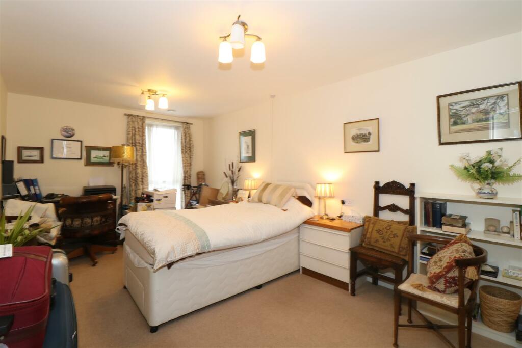 Additional property image - Southbank Road, Kenilworth