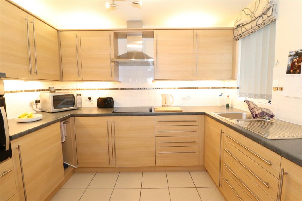 Additional property image - Wilton Court, Southbank Road, Kenilworth