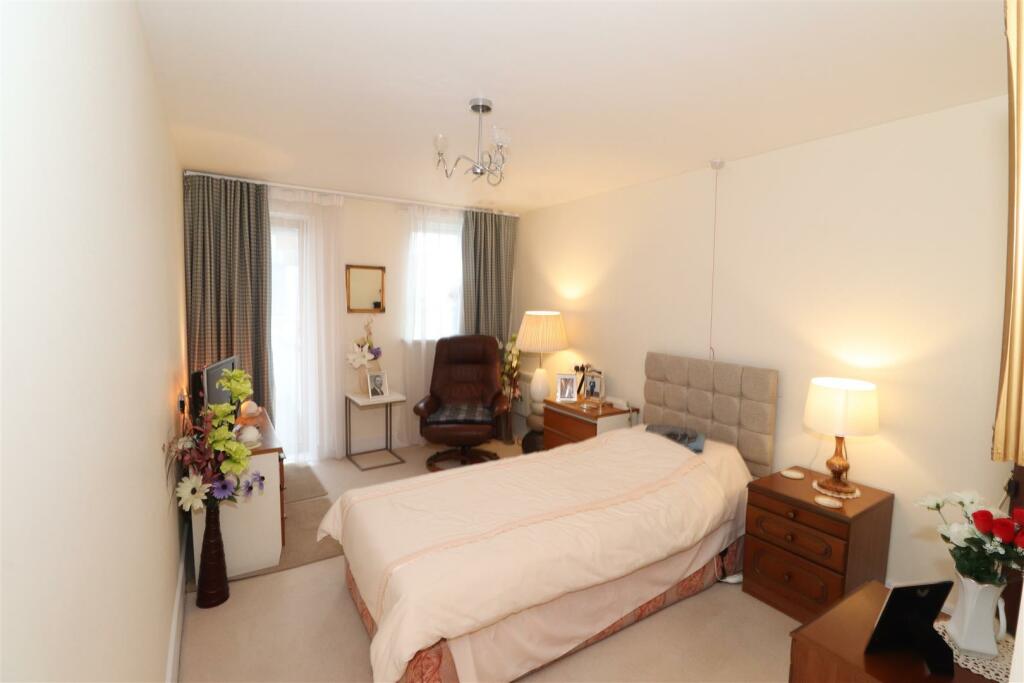 Additional property image - Wilton Court, Southbank Road, Kenilworth