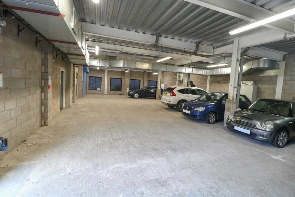 Additional property image - Abbey End, Kenilworth