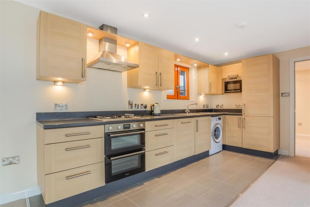 Additional property image - Abbey End, Kenilworth