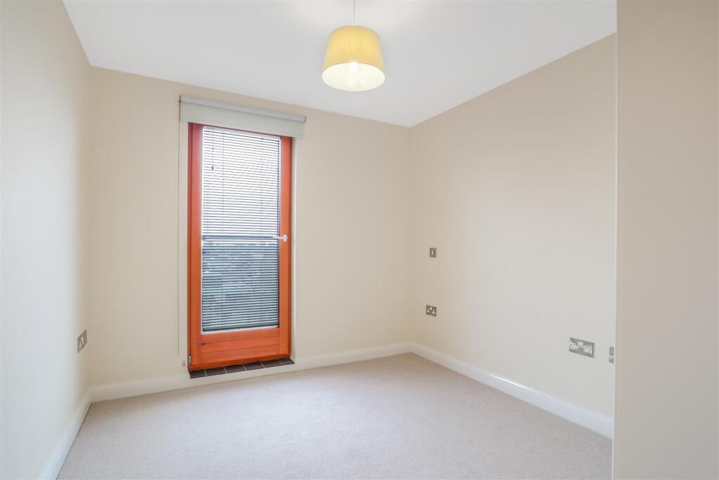 Additional property image - Abbey End, Kenilworth
