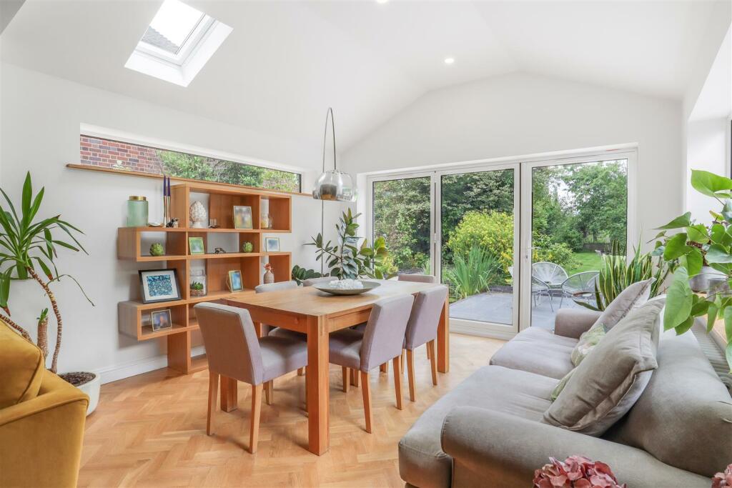 Additional property image - Stivichall Croft, Coventry