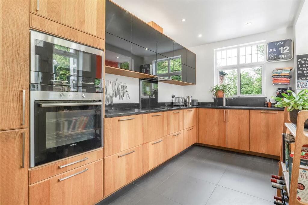 Additional property image - Stivichall Croft, Coventry