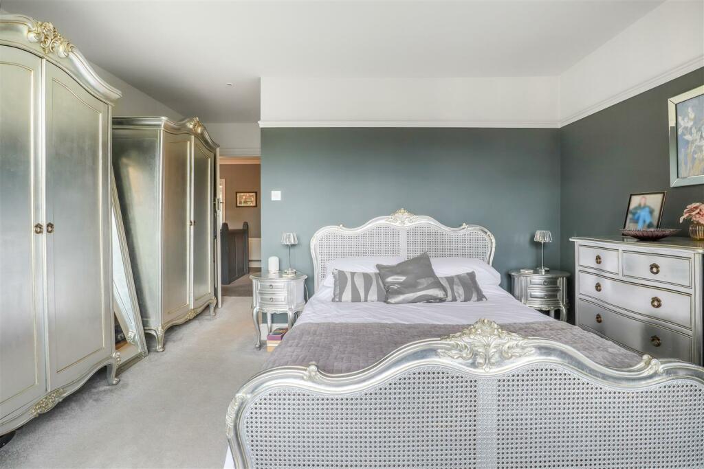 Additional property image - Stivichall Croft, Coventry