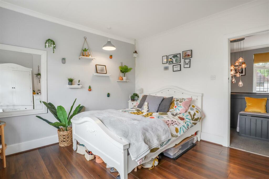 Additional property image - Stivichall Croft, Coventry