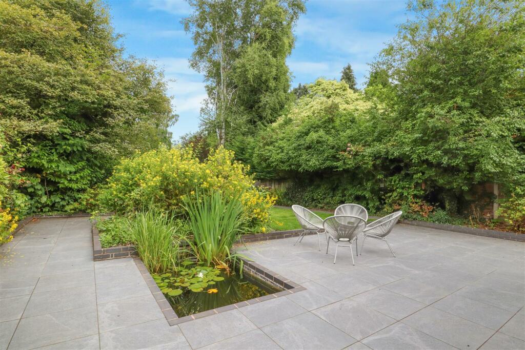 Additional property image - Stivichall Croft, Coventry